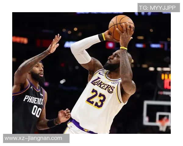 布克承认犯规认为詹姆斯未必能投中关键球